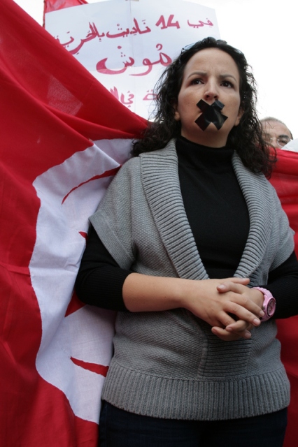 A woman protests against censorship, Tunis, October 2011. Wahida Sannene | Demotix  