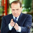 Italy: Berlusconi squeezes media