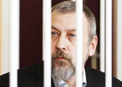 Belarus: Former presidential candidate jailed