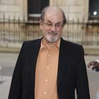 Salman Rushdie| Featureflash / Shutterstock.com