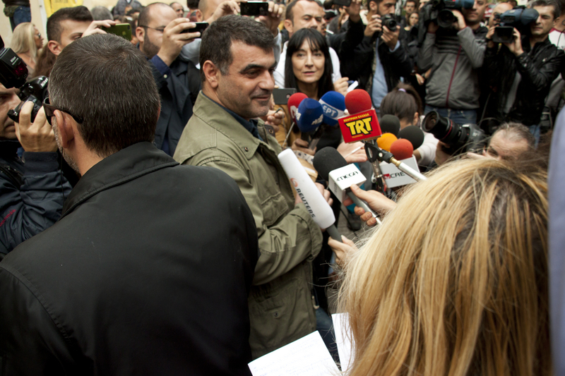 Athens, Greece. 29th October 2012 -- Greek Journalist Kostas Vaxevanis has his trial postponed. Stathis Kalligeris | Demotix