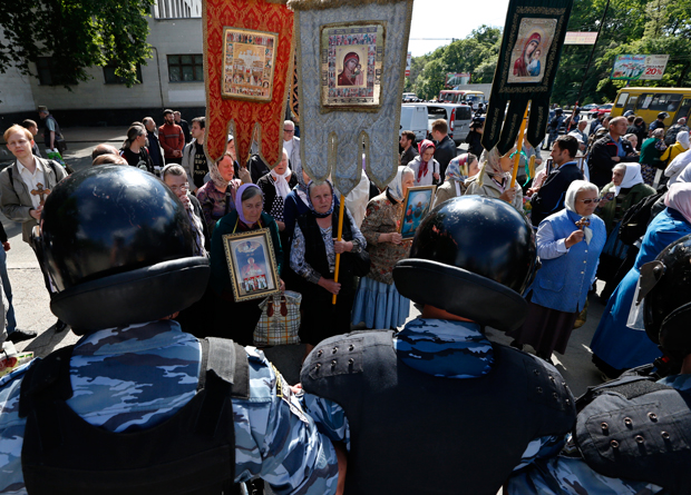 Counter demonstrators waved religious banners. 