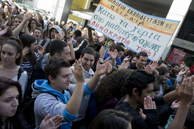 Students protesting outside x court (Image: Nikolas Georgiou/Demotix)