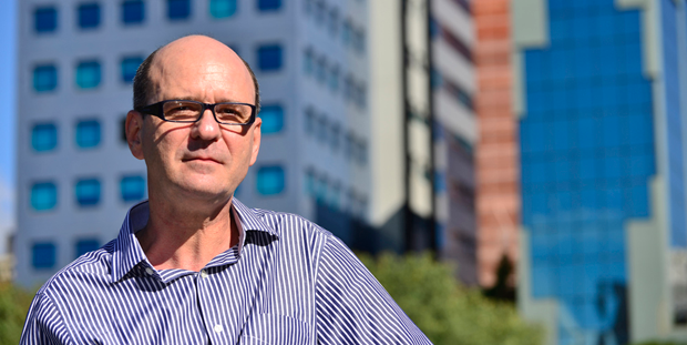 Journalist and author Luiz Ruffato (Photo: Companhia das Letras)