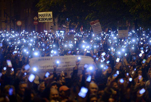 Hungarians take to the streets to protest “internet tax”