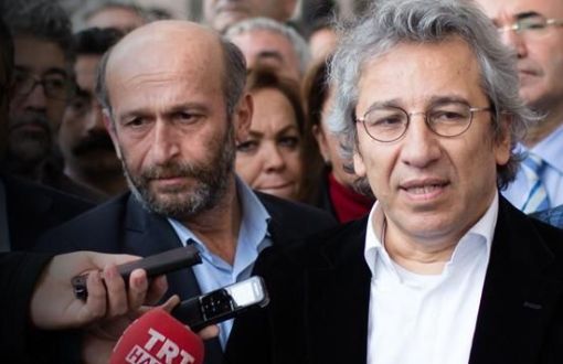 Journalists Erdem Gül and Can Dündar (Photo: Bianet)