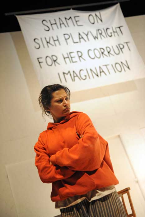 Chetna Pandya as the writer in Gurpreet Kaur Bhatti's Behud