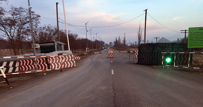 What does it take for a journalist to enter Crimea?