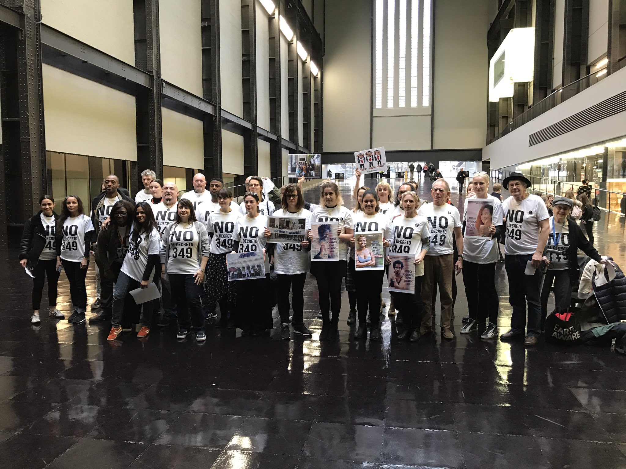 Protest in support of jailed Cuban artists at the Tate Modern gallery, London, October 2018.