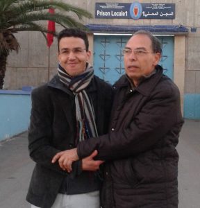 Hicham Mansouri being welcomed out of the prison by his friend and colleague Maâti Monjib, who was nominated for an Index on Censorship Award for Campaigning in 2017. Monjib, a historian and writer, along Hicham Mansouri and five other journalists, is accused of endangering Moroccan state security. Their trial has been postponed 14 times since its start in 2015.