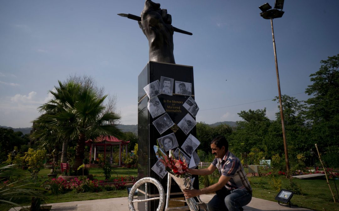 Police in Islamabad raid the press club in an escalation of Pakistan’s attack on the media