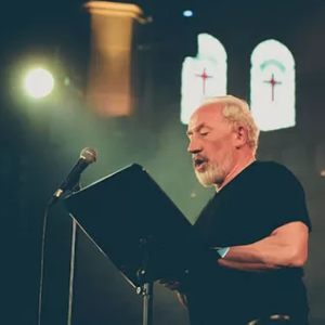 Simon Callow