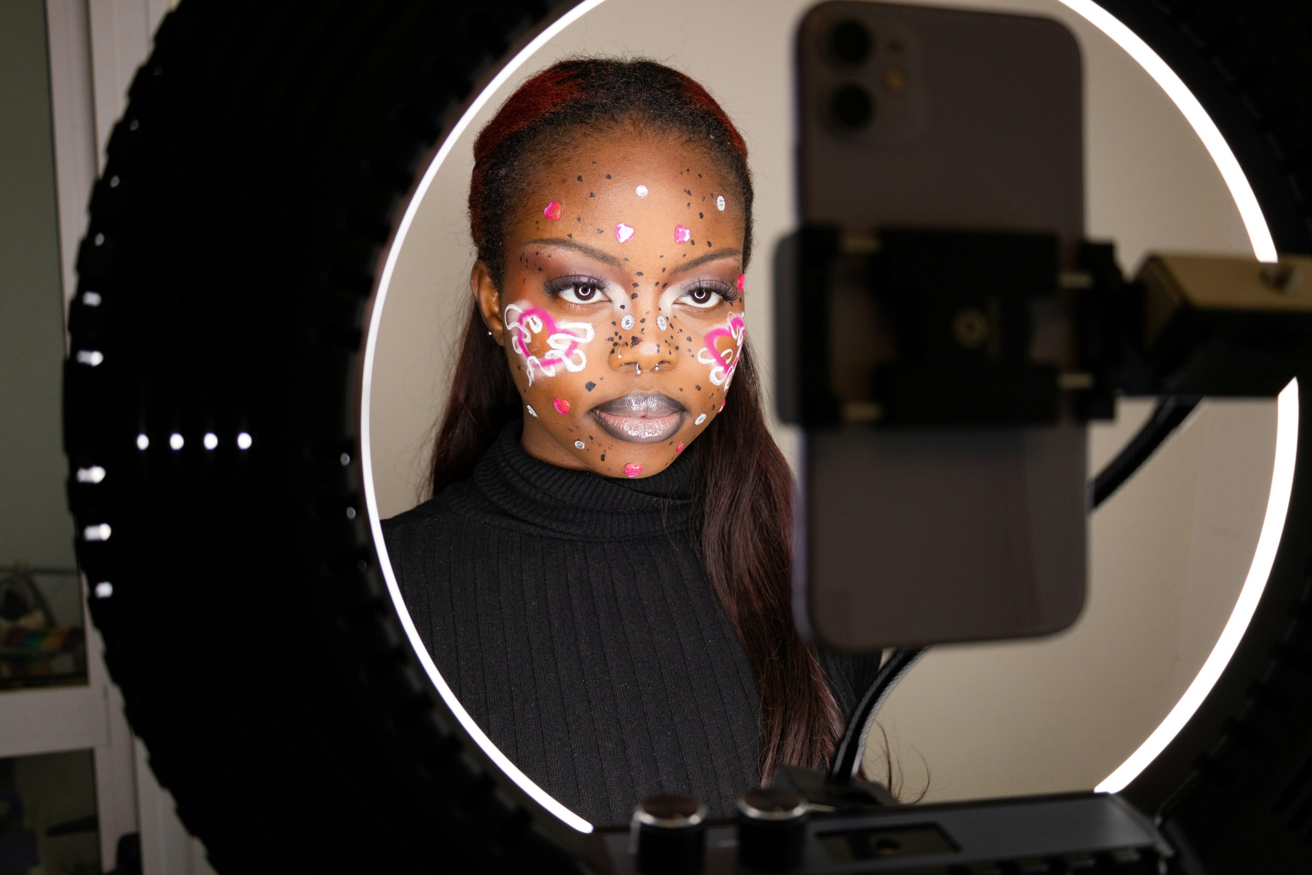 ben-iwara-TYETkiU9PPY-unsplash