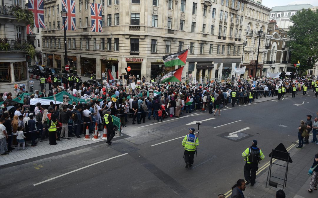 Defending the right to protest means defending it for everyone